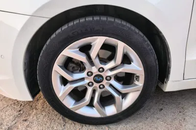 Geely Auto Emgrand GT 2015, 79100 км, за 4769 USD - фото 14