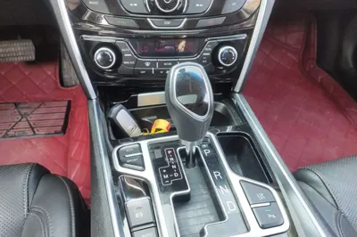 Geely Auto Emgrand GT 2015, 79100 км, за 4769 USD - фото 21