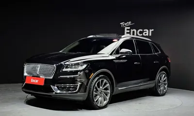 Lincoln Nautilus · 2020 год
