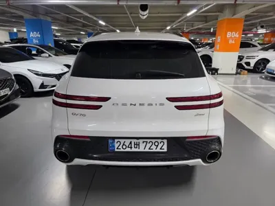 Genesis GV70 2021, 80208 км, за 221.4 USD