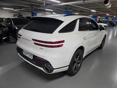 Genesis GV70 2021, 80208 км, за 221.4 USD