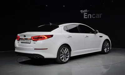 Kia K5 2014, 186120 км, за 4206.31 USD