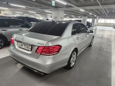 Mercedes-Benz E-Class 2014, 103321 км, за 7089.41 USD