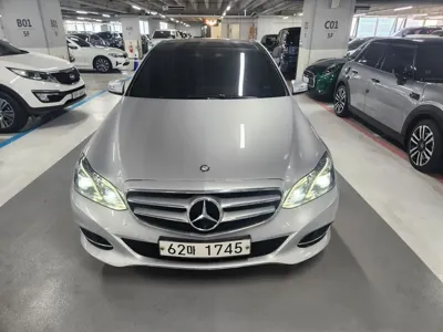 Mercedes-Benz E-Class 2014, 103321 км, за 7089.41 USD