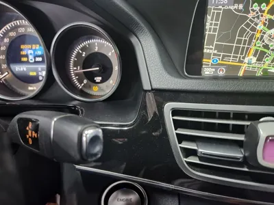 Mercedes-Benz E-Class 2014, 103321 км, за 7035.83 USD - фото 9