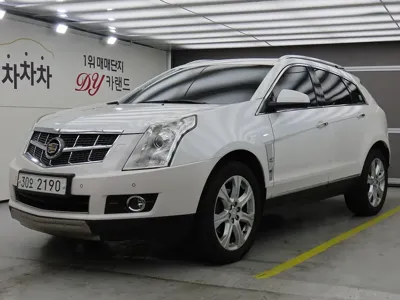 Cadillac SRX · 2011 год