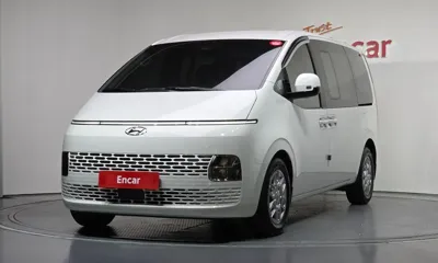 Hyundai Staria · 2022 год