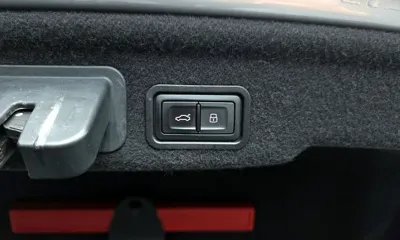 Audi A8 2015, 335453 км, за 7285.98 USD - фото 20