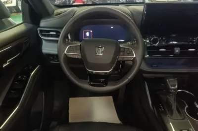 Toyota Crown Kluger 2022, 33000 км, за 31284 USD - фото 21