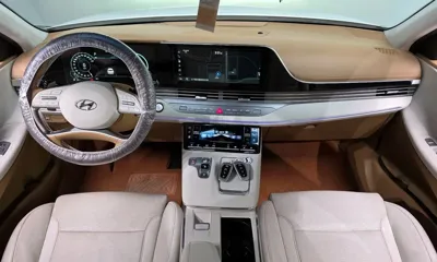Hyundai Grandeur 2020, 114867 км, за 15628.05 USD - фото 7