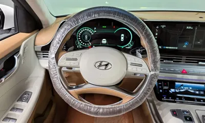 Hyundai Grandeur 2020, 114867 км, за 15628.05 USD - фото 13