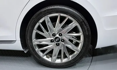 Hyundai Grandeur 2020, 114867 км, за 15628.05 USD - фото 21