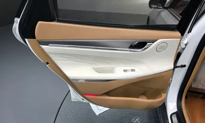 Hyundai Grandeur 2020, 114867 км, за 15628.05 USD - фото 25
