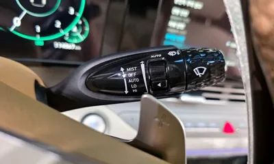 Hyundai Grandeur 2020, 114867 км, за 15628.05 USD - фото 27