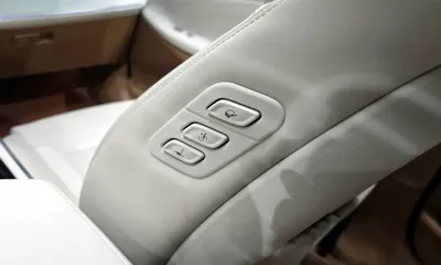 Hyundai Grandeur 2020, 114867 км, за 15628.05 USD - фото 29
