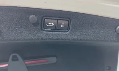 Hyundai Grandeur 2020, 114867 км, за 15628.05 USD - фото 34