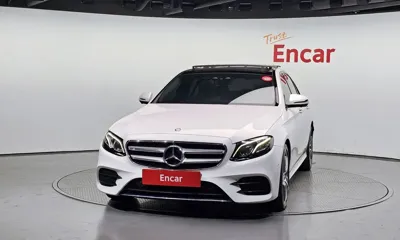 Mercedes-Benz E-Class 2017, 137146 км, за 17068.41 USD