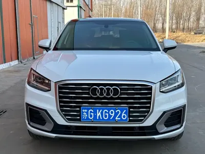 Audi Q2L · 2021 год