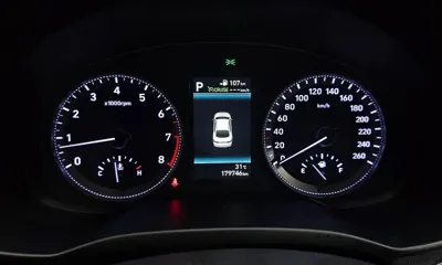 Hyundai Grandeur 2017, 179746 км, за 7284.76 USD - фото 8