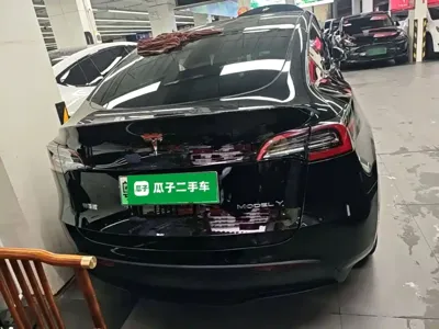 Tesla Model Y 2023, 71000 км, за 24778.8 USD - фото 6