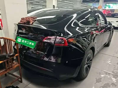 Tesla Model Y 2023, 71000 км, за 24778.8 USD - фото 7