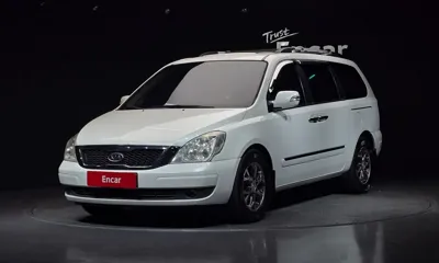 Kia Canival · 2013 год