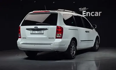 Kia Canival 2013, 222614 км, за 2275.24 USD