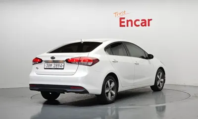 Kia K3 2016, 89313 км, за 4532.32 USD