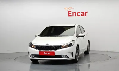 Kia K3 2016, 89313 км, за 4532.32 USD