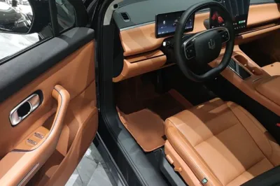 Leapmotor C16 2024, 35500 км, за 20235 USD