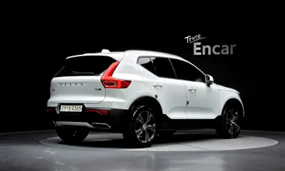 Volvo XC40 2020, 77755 км, за 17407.64 USD - фото 2