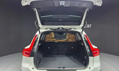 Volvo XC40 2020, 77755 км, за 17407.64 USD - фото 20