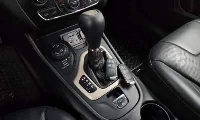 Jeep Cherokee 2015, 89769 км, за 4269.57 USD - фото 9