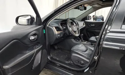 Jeep Cherokee 2015, 89769 км, за 4269.57 USD - фото 10