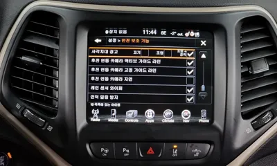 Jeep Cherokee 2015, 89769 км, за 4269.57 USD - фото 16