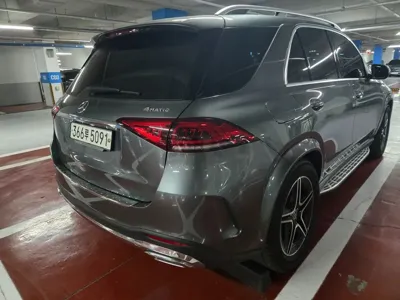 Mercedes-Benz GLE-Class 2020, 68000 км, за 41683.08 USD