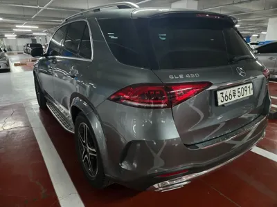 Mercedes-Benz GLE-Class 2020, 68000 км, за 41683.08 USD