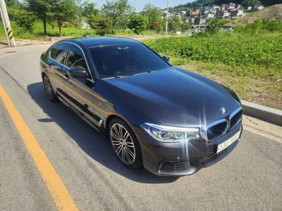 BMW 5-Series · 2018 год