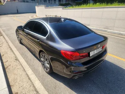 BMW 5-Series 2018, 94647 км, за 17434.31 USD