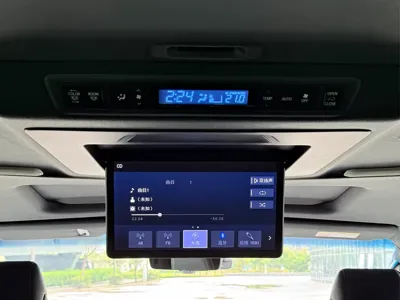 Toyota Vellfire 2023, 98000 км, за 73484.45 USD - фото 17