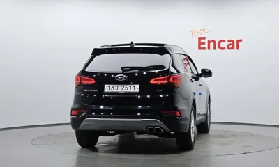 Hyundai Santafe 2018, 100938 км, за 8593.34 USD