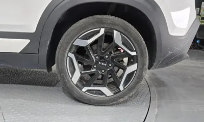 Kia Seltos 2023, 62278 км, за 14260.59 USD