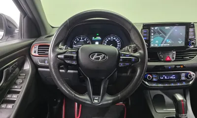 Hyundai i30 2020, 105830 км, за 9888.12 USD - фото 14