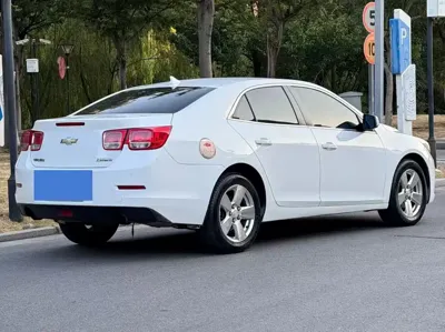 Chevrolet Malibu 2013, 98000 км, за 2420.99 USD