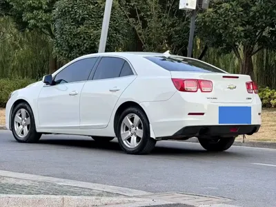 Chevrolet Malibu 2013, 98000 км, за 2420.99 USD