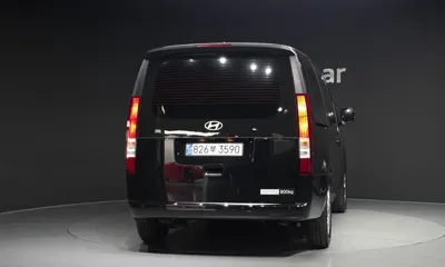 Hyundai Staria 2025, 32289 км, за 19698.59 USD