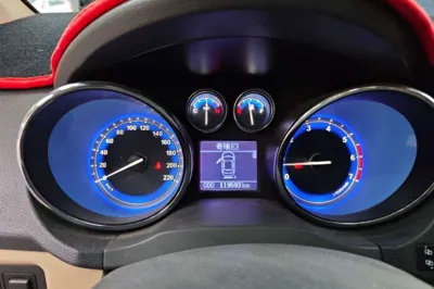 Chery E3 2013, 119500 км, за 2555 USD