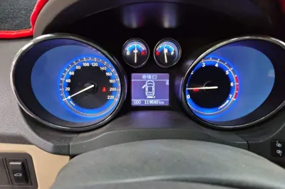 Chery E3 2013, 119500 км, за 2555 USD