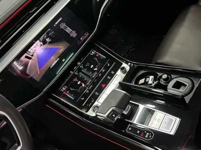 Audi A8 2023, 45000 км, за 53121.29 USD
