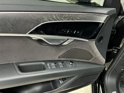 Audi A8 2023, 45000 км, за 53121.29 USD - фото 9